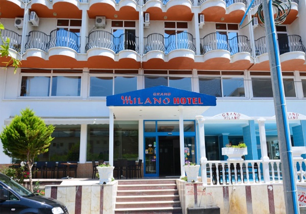 Grand Milano Hotel 