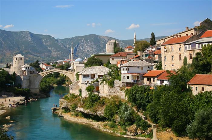 Atol Tourism